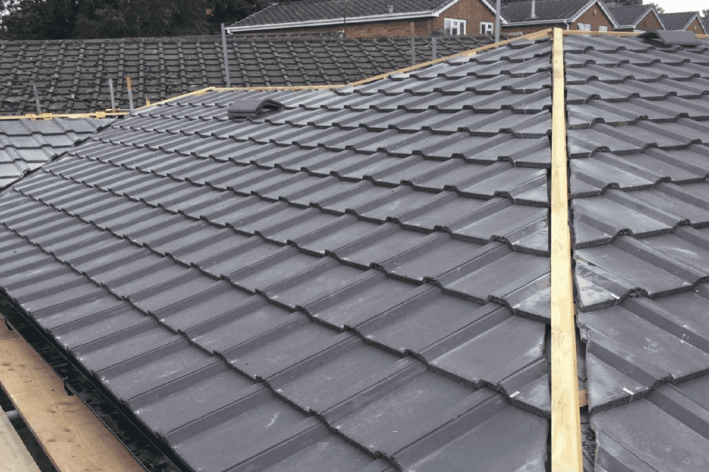 Roofer in Whitefield